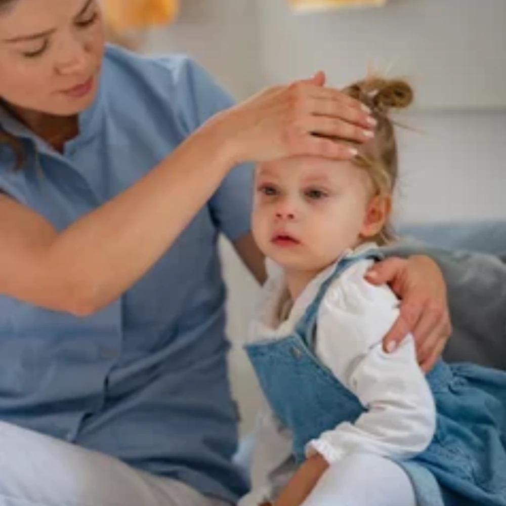 Childcare first aid in Québec: online, blended or in person — what the law actually requires